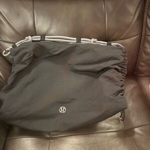 Lululemon convertible ruched crossbody bag 13 L